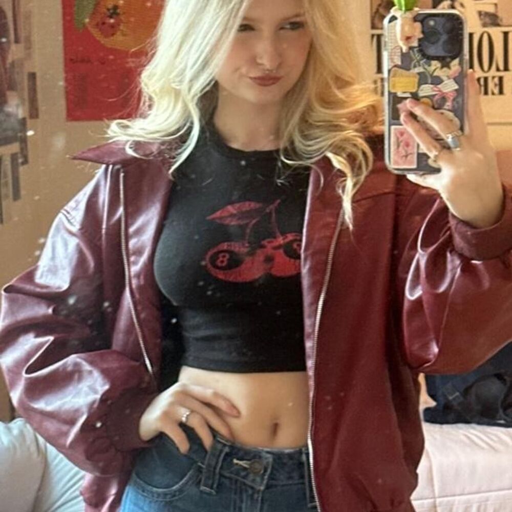 Garage Women's Burgundy and Red Crop-top
